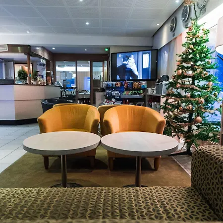 Aakenus Ροβανιέμι