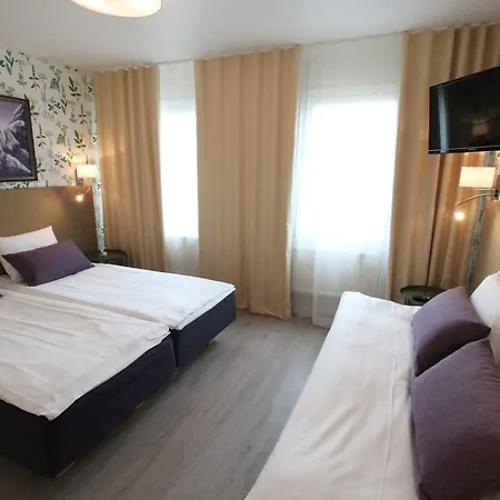 Aakenus 4* Ροβανιέμι