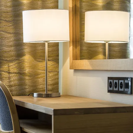 Aakenus Ξενοδοχείο 4*