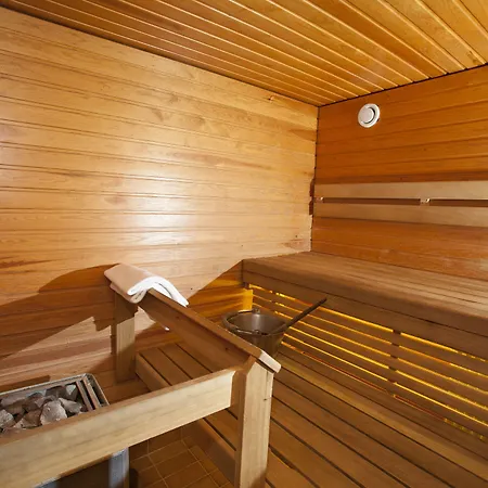 Aakenus Ξενοδοχείο 4*