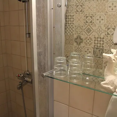 هوتل آكينوس 4* روفانييمي