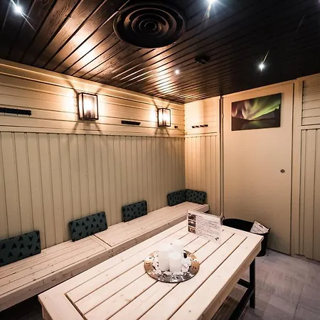 Ξενοδοχείο Aakenus